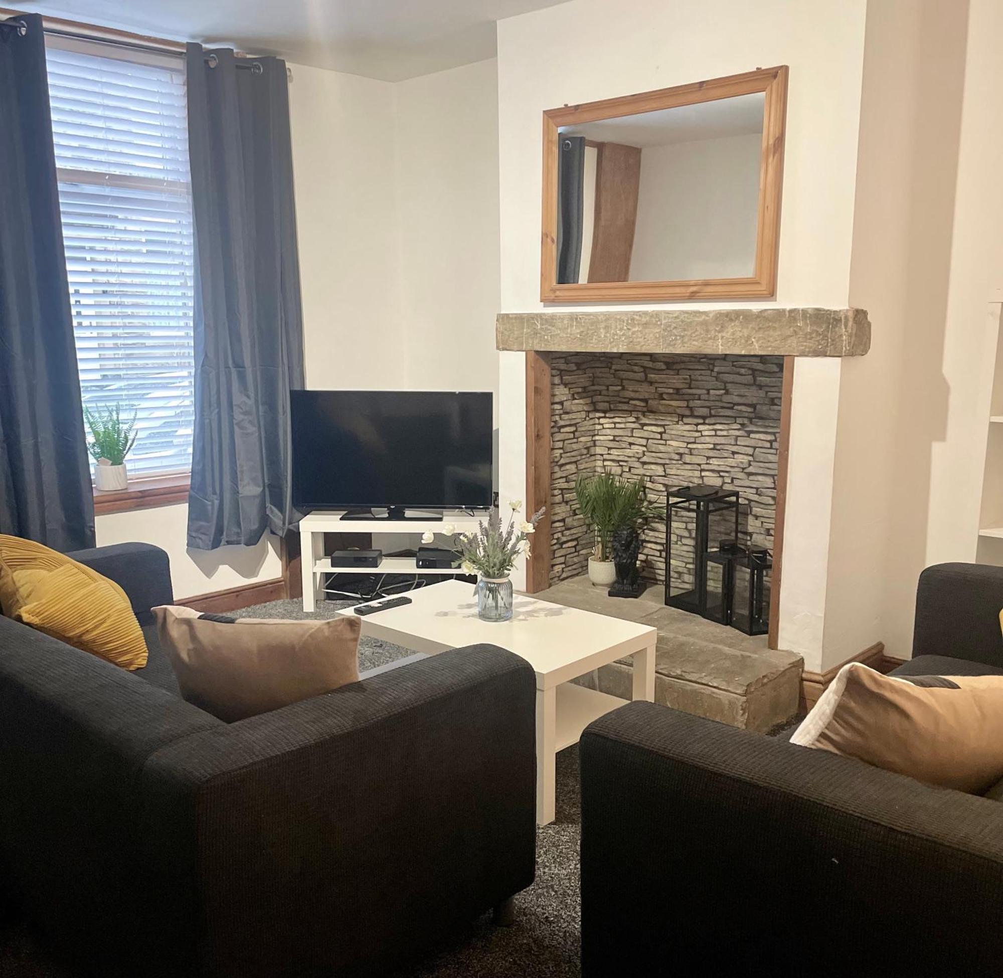 The Home Away From Home Great Harwood Экстерьер фото